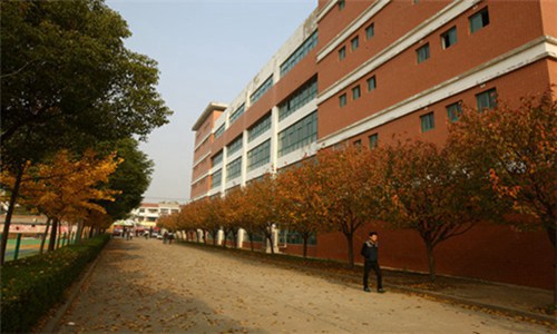 四川省峨眉山市職業(yè)技術(shù)學(xué)校